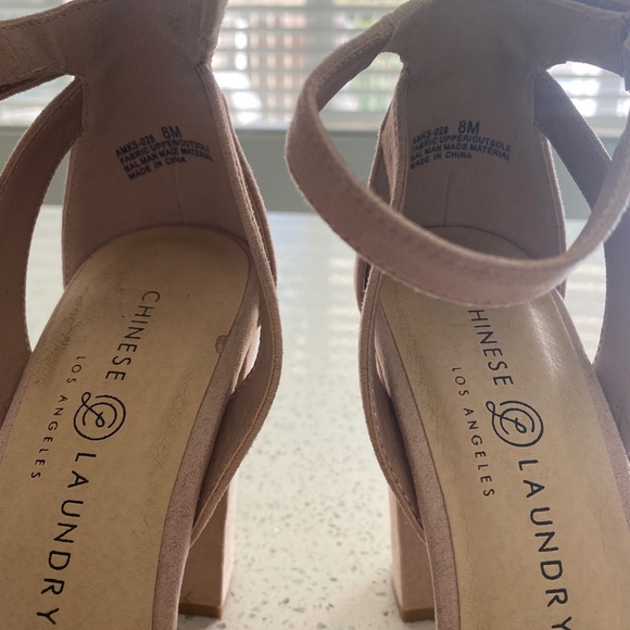 CHINESE LAUNDRY Mary Jane Pump - Picture 4 of 6